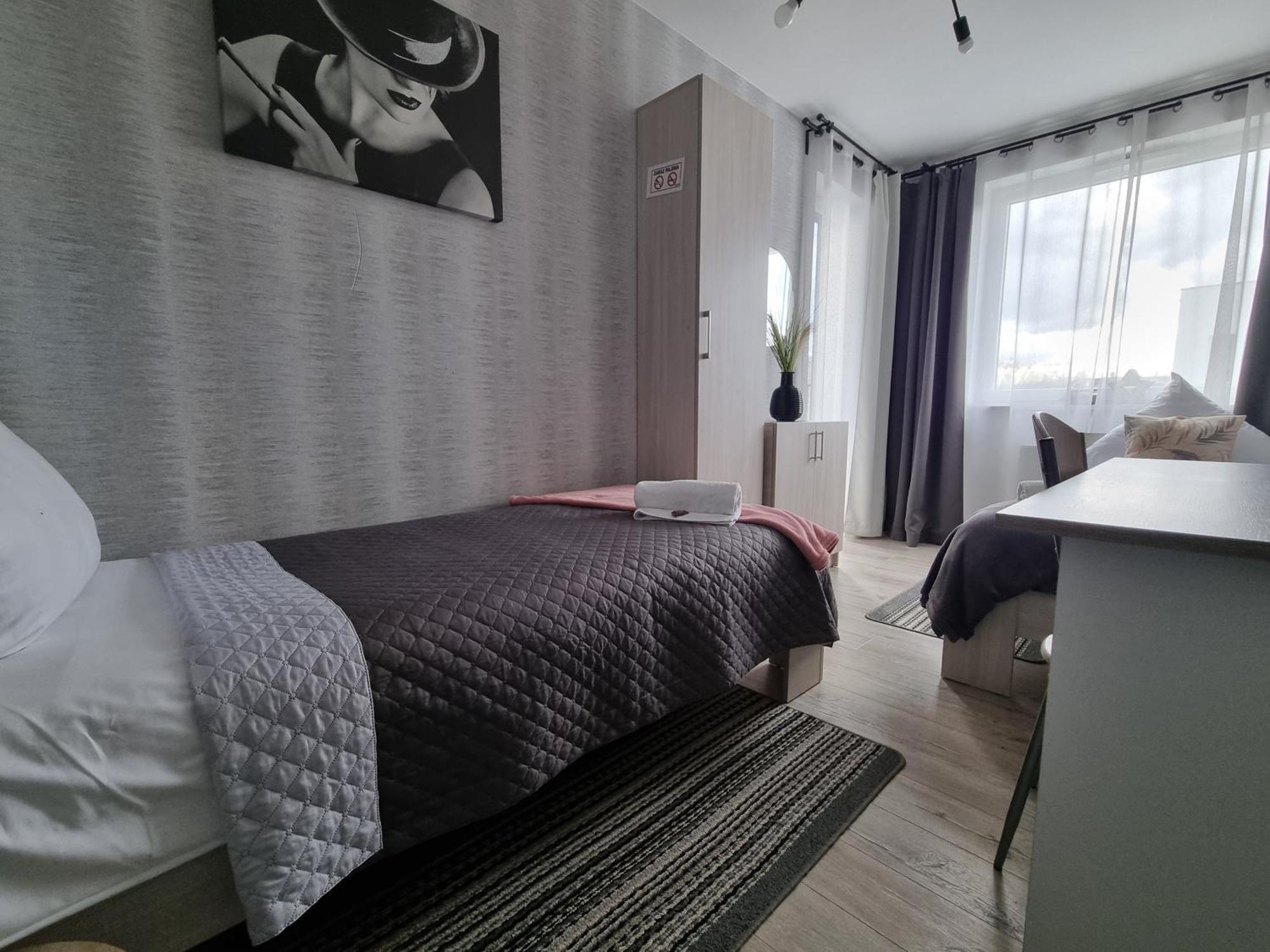 Q Apart Grand - Klimatyzowane 3 Pokojowe Apartamenty Przy Manufakturze Z Garazem Gratis, Fv 우치 외부 사진