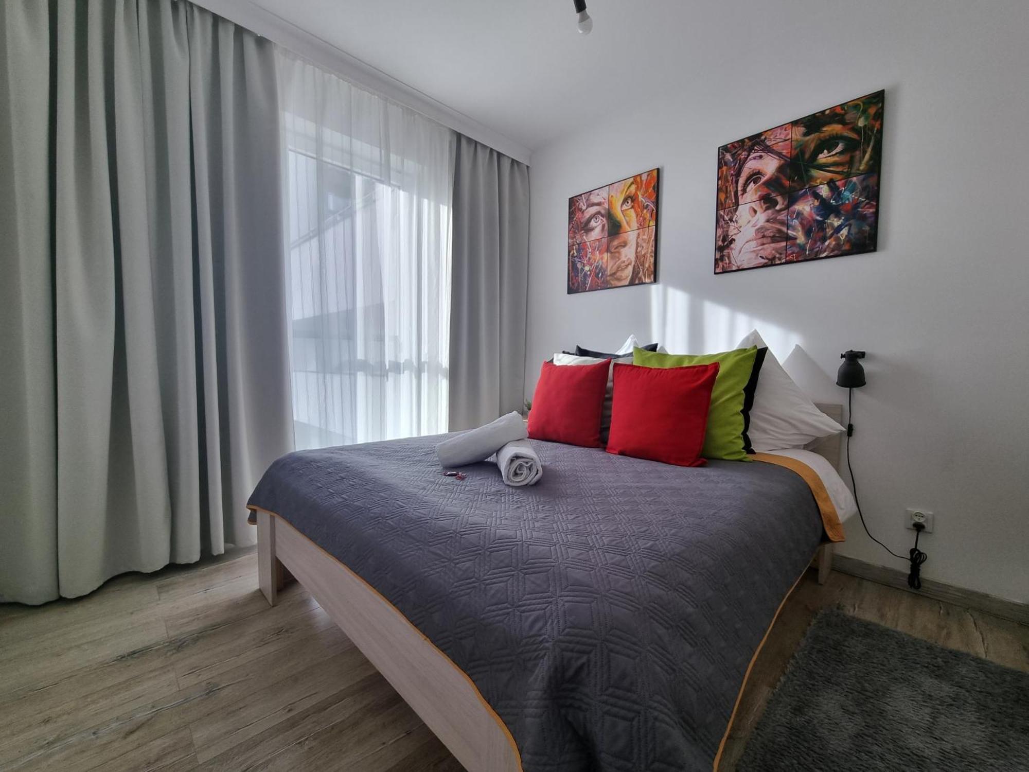 Q Apart Grand - Klimatyzowane 3 Pokojowe Apartamenty Przy Manufakturze Z Garazem Gratis, Fv 우치 외부 사진